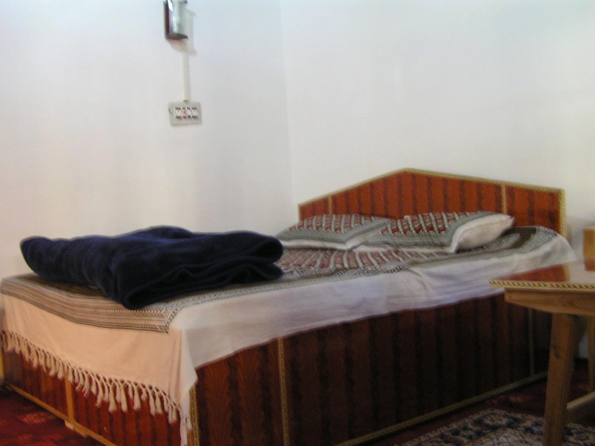 Howrah Guest House Srīnagar Eksteriør bilde