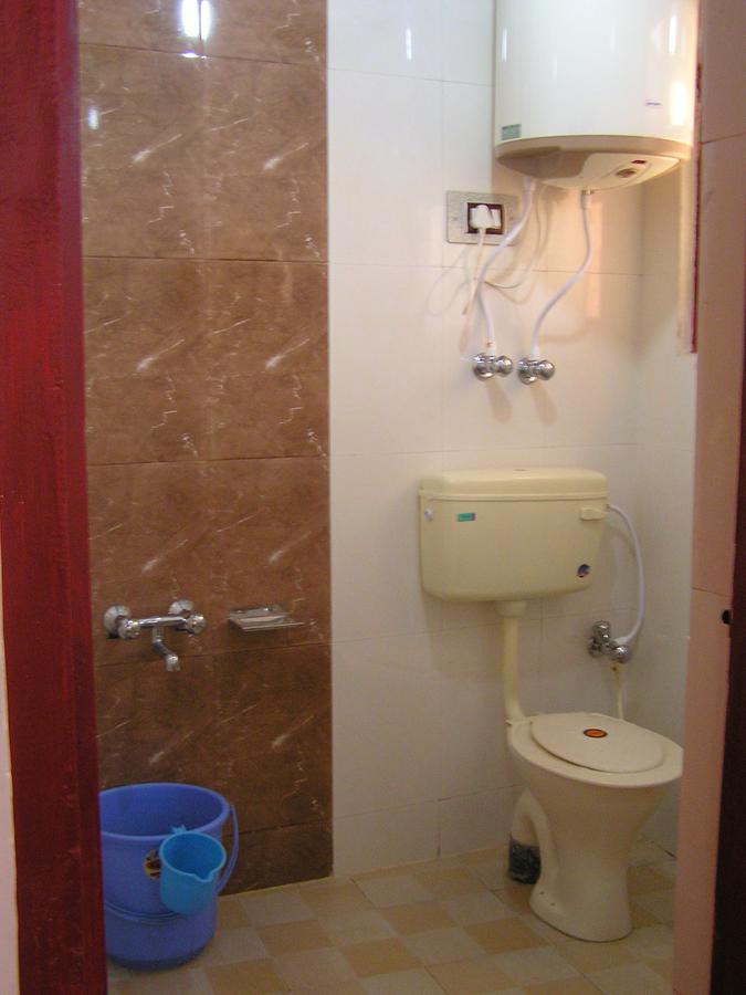 Howrah Guest House Srīnagar Eksteriør bilde