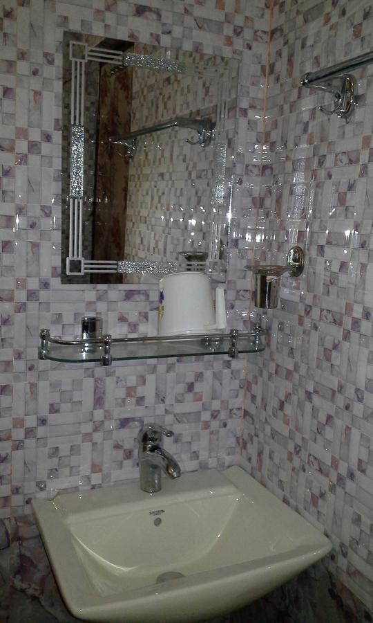Howrah Guest House Srīnagar Eksteriør bilde