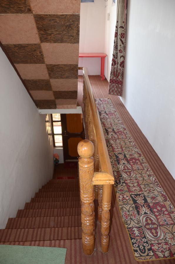 Howrah Guest House Srīnagar Eksteriør bilde