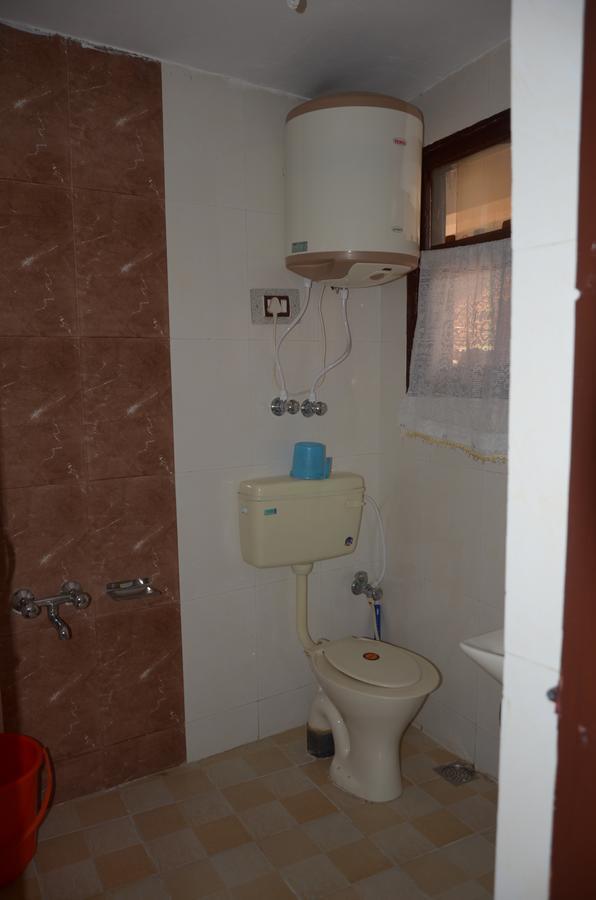 Howrah Guest House Srīnagar Eksteriør bilde