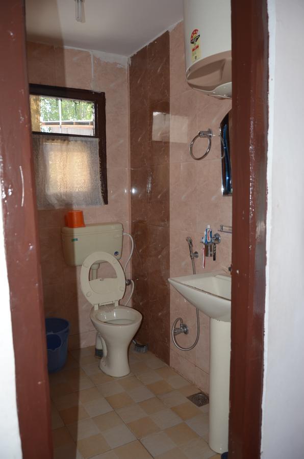 Howrah Guest House Srīnagar Eksteriør bilde