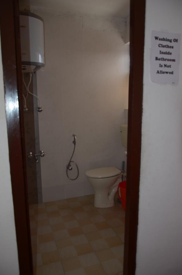 Howrah Guest House Srīnagar Eksteriør bilde